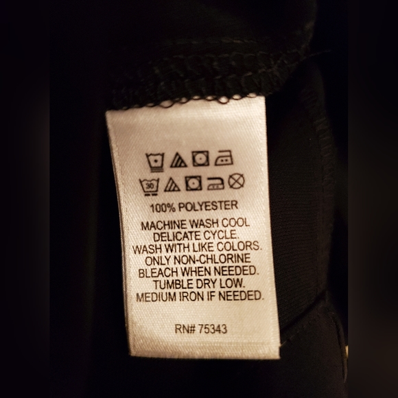 Women's Adrienne Vittadini Sleeveless Dress - Picture 8 of 8